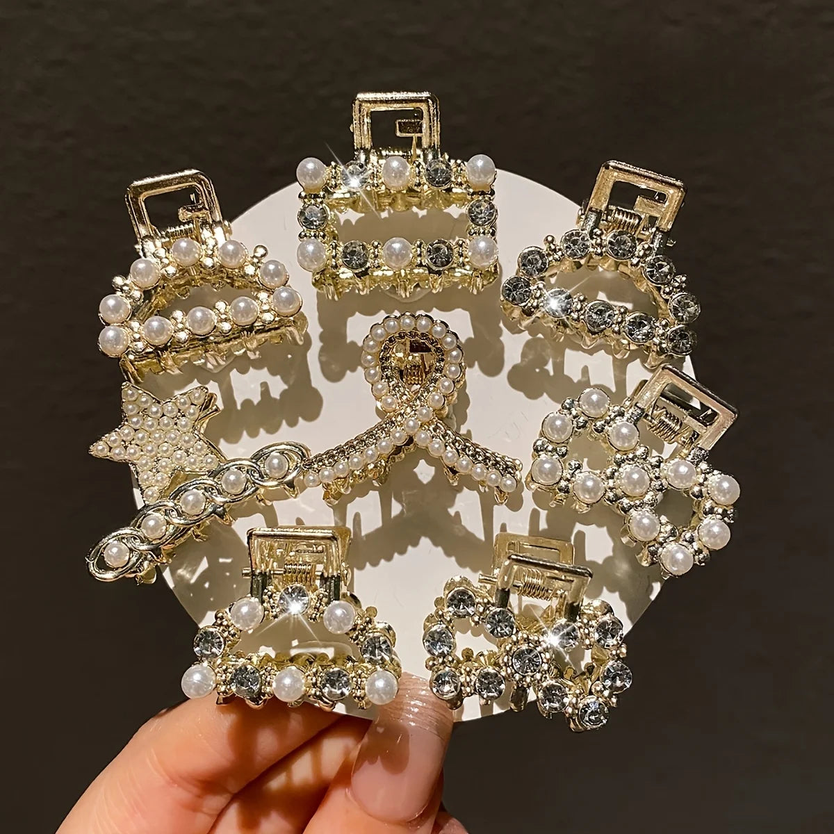 Lot de 8 Petites Pinces à Cheveux – Perles et Brillants